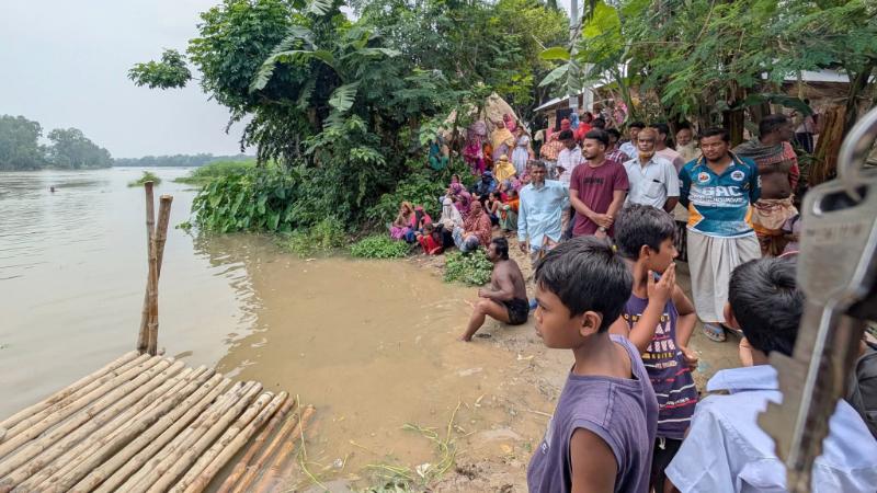 আত্রাইয়ে নদীতে বৃদ্ধা নিখোঁজ, চলছে উদ্ধার অভিযান