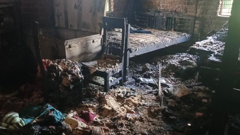 পীরগঞ্জে অগ্নিকান্ডে ৩ পরিবারের ৫ বসত ঘরসহ ২০ লক্ষাধিক টাকার মালামাল ভস্মীভুত