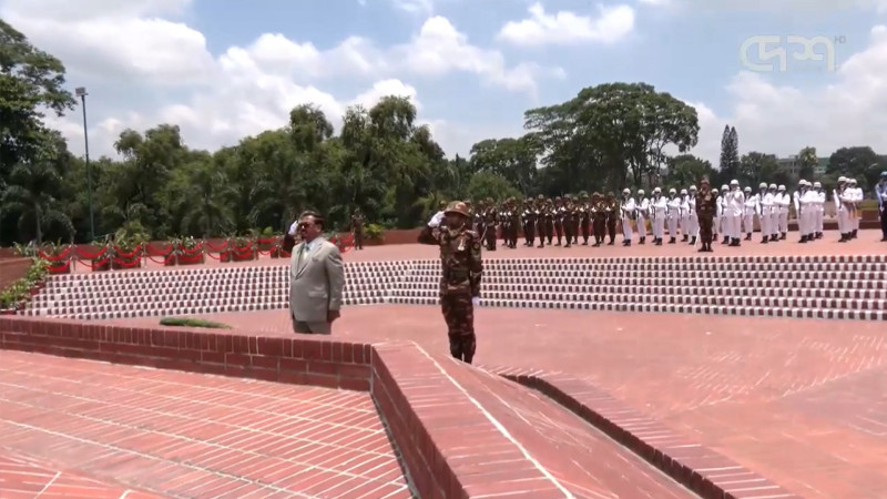 জাতীয় স্মৃতিসৌধে শ্রদ্ধা জানালেন ভারপ্রাপ্ত রাষ্ট্রপতি