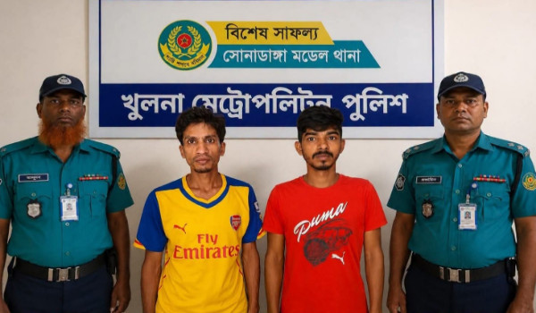 খুলনা স্বর্ণের সদৃশ বিস্কুট দেখিয়ে প্রতারনা: সংঘবদ্ধের দুই প্রতারক গ্রেফতার