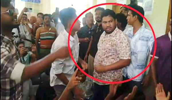 নাটোরে ইউএনও কার্যালয় ঘেরাও, সাংবাদিকদের ওপর হামলার অভিযোগ