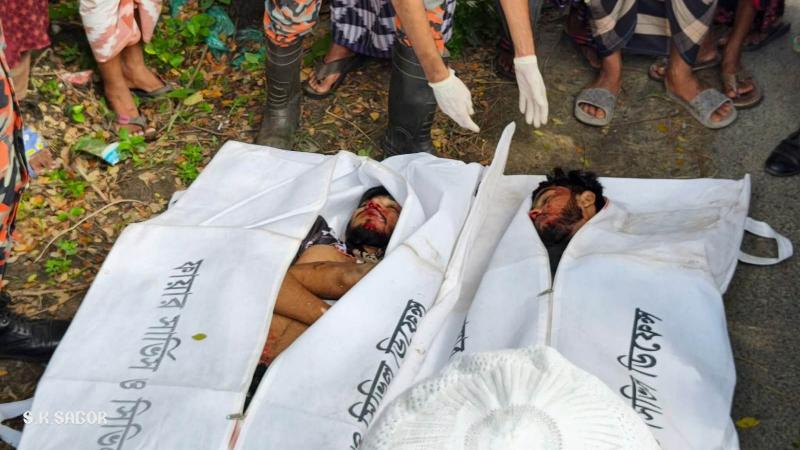 গোদাগাড়ীতে দুই ট্রাকের চাপায় মোটরসাইকেল আরোহী ২ কলেজ ছাত্র নিহত