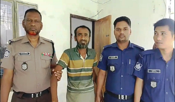 চাঁদপুরের ইচলীতে পিতাকে হত্যার দায়ে ছেলের যাবজ্জীবন