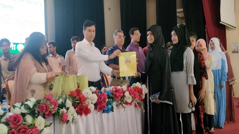 নওগাঁয় অপ্রত্যাশিত ফলাফল প্রাপ্ত শিক্ষার্থীদের নিয়ে অনুপ্রেরণামূলক সমাবেশ