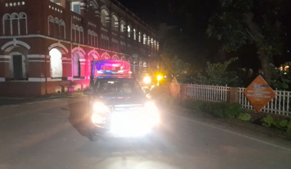 আইনশৃঙ্খলা পরিস্থিতি স্বাভাবিক রাখা ও জননিরাপত্তা নিশ্চিত করতে যশোরে যৌথ মহড়া
