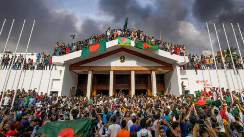 ৩ আগস্ট থেকে ৫ আগস্ট: গণভবন ও সেনা সদরের ভেতরে যা ঘটেছিল