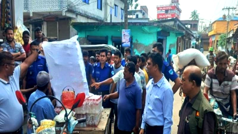 যশোরে ভেজাল শিশুখাদ্য বিক্রির অভিযোগ, ইত্যাদি স্টোরকে ২ লাখ টাকা জরিমানা