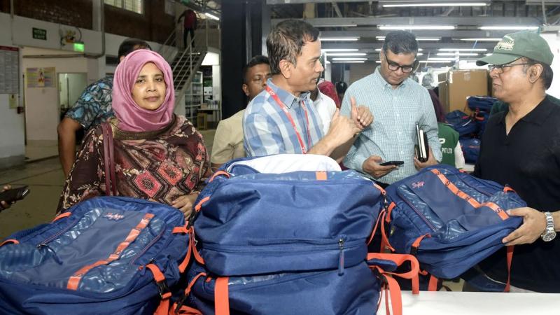 রপ্তানি উন্নয়ন ব্যুরো ভাইস চেয়ারম্যানের মোংলা ইপিজেড পরিদর্শন করেন