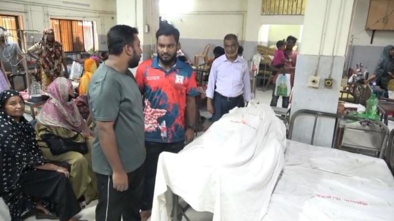 নাটোরে বাসের ধাক্কায় বাইসাইকেল চালকের মৃত্যু