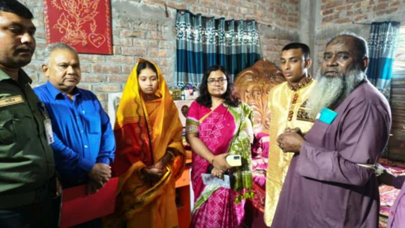 গোদাগাড়ীতে ভ্রাম্যমাণ আদালতের অভিযানে বাল্যবিয়ে বন্ধ,৩৫ হাজার টাকা জরিমানা