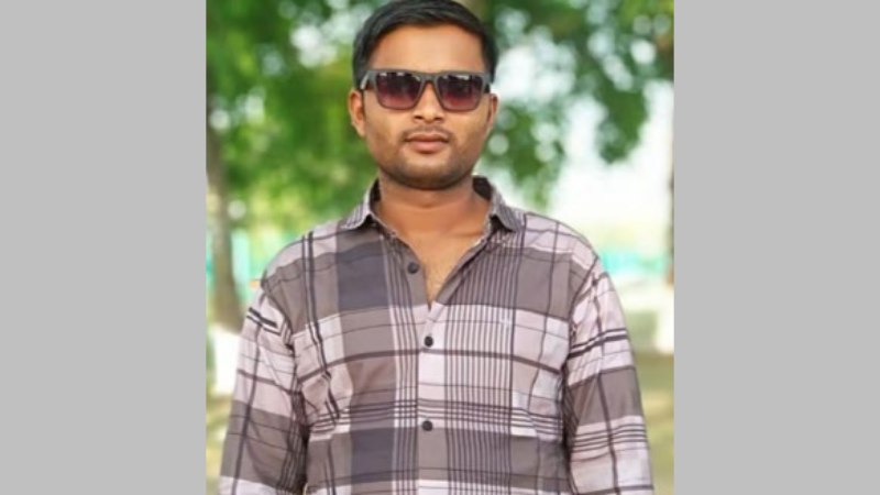 নওগাঁর সাপাহারে আমবাগান থেকে গ্রাম পুলিশের ঝুলন্ত লাশ উদ্ধার
