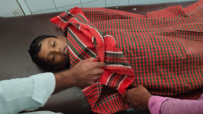 নওগাঁয় স্কুলে যাওয়ার পথে ভুটভুটির ধাক্কায় প্রাণ গেল এক শিশু শিক্ষার্থীর