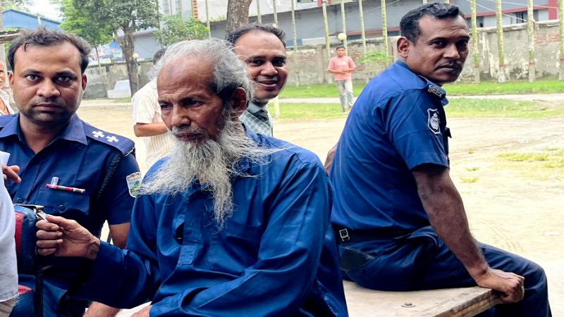 রাণীনগরে ধর্ষণচেষ্টার শিকার তৃতীয় শ্রেণীর শিক্ষার্থী, ব্যবসায়ী আটক