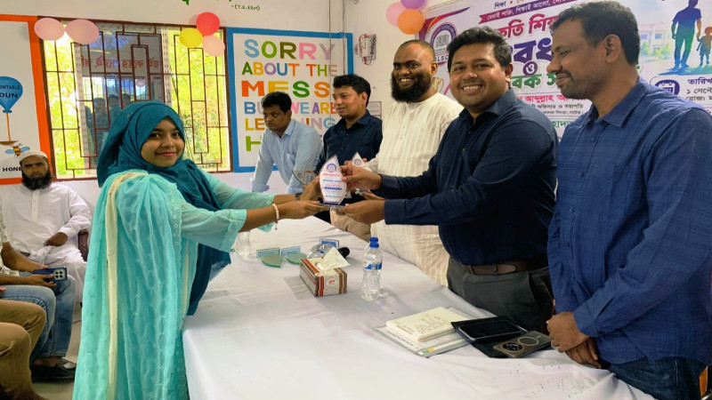সিংড়ায় কৃতি শিক্ষার্থী সংবর্ধনা ও অভিভাবক সমাবেশ