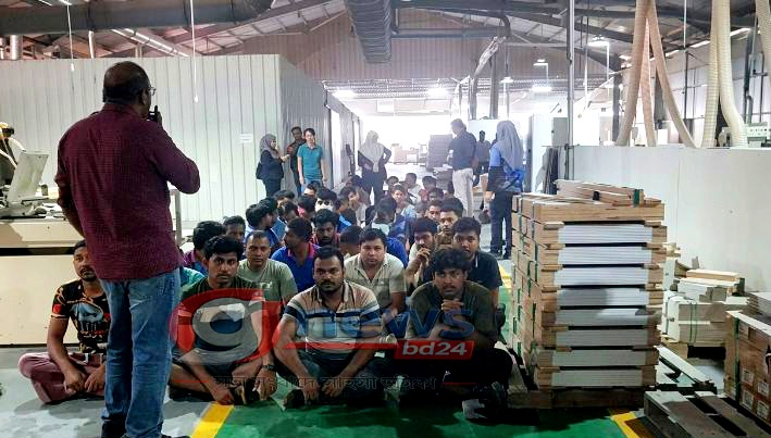 মালয়েশিয়ায় ১৫৫ বাংলাদেশিসহ ২৩৪ বিদেশি শ্রমিক আটক