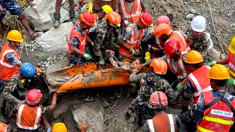নেপাল ট্রাজেডি : সুড়ঙ্গ থেকে ৯ দিন পর ২ জন জীবিত উদ্ধার
