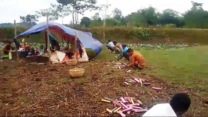 ছাত‌কে পাগনা বড়বিলে ১০ লাখ টাকার মাছ লুটের অভিযোগ!