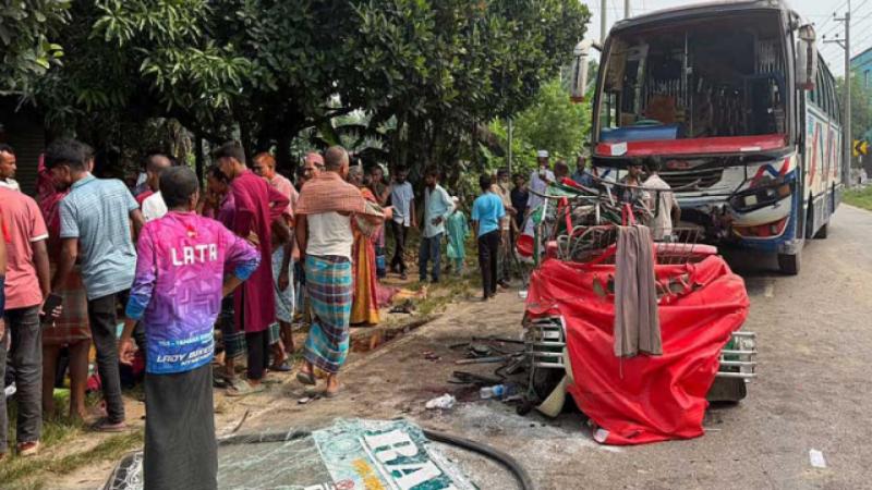 ময়মনসিংহে বাসের ধাক্কায় অটোরিকশার ৭ যাত্রী নিহত