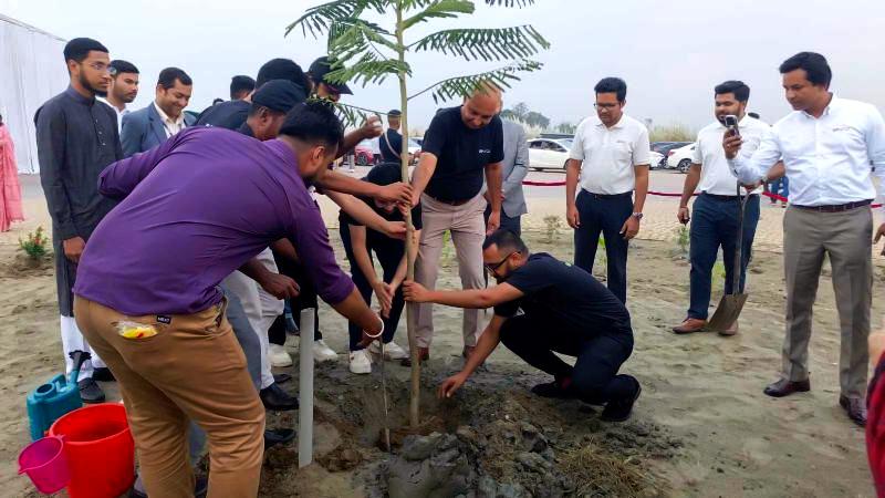 গ্রিন ড্রাইভ’ উদ্যোগের আওতায় বৃক্ষরোপন বিওয়াইডি বাংলাদেশের