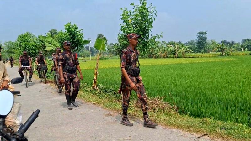 জয়পুরহাট সীমান্তে ৩ জনকে পুশ-ইনের চেষ্টা, বিজিবির বাধায় পণ্ড